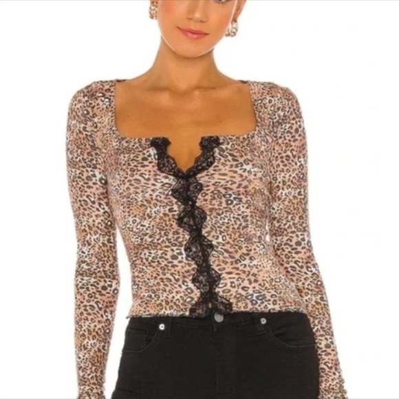 Free People Tops - Free People She’s All That Tee, NWT